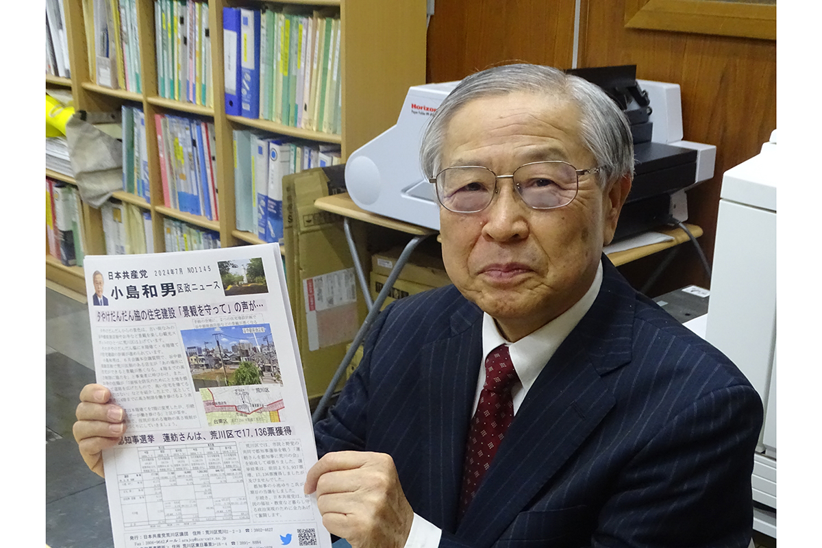 区議会で問題を取り上げた日本共産党の小島和男区議【写真:ENCOUNT編集部】