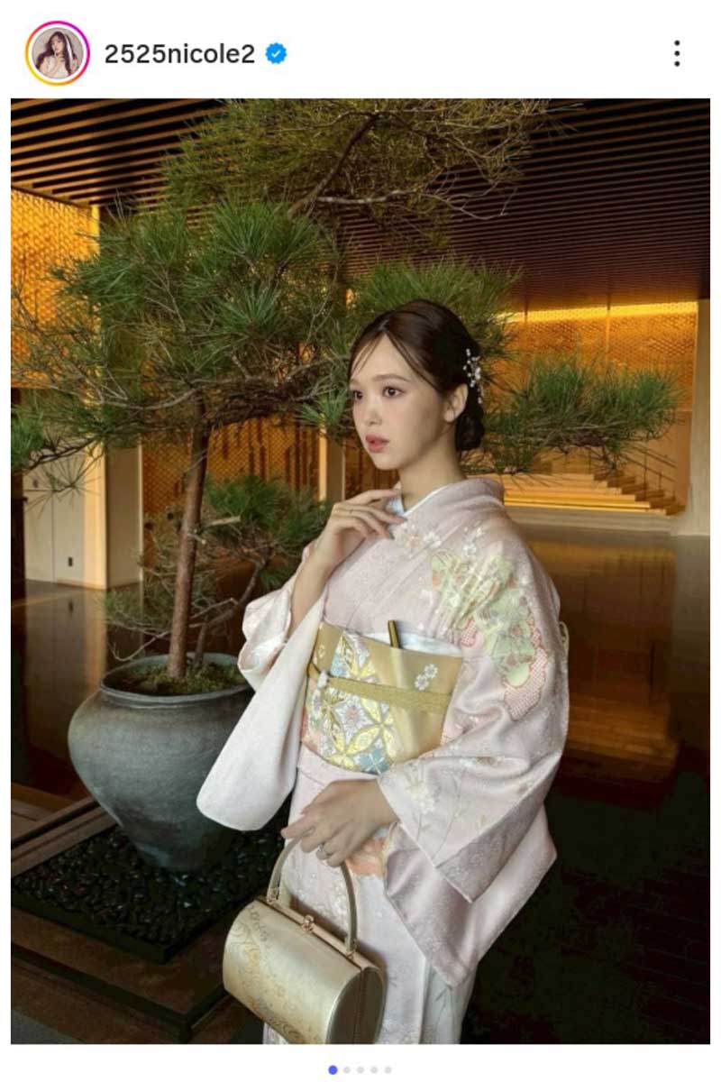 藤田ニコルの実際の投稿【写真:インスタグラム(@2525nicole2)より】