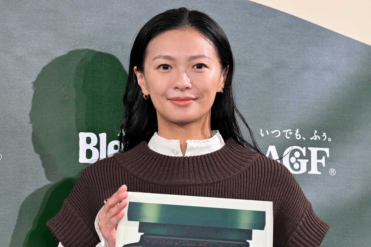 2児の母・榮倉奈々、育児合間の“大人時間”「寝かしつけた後にカフェオレとテレビを見るのが」