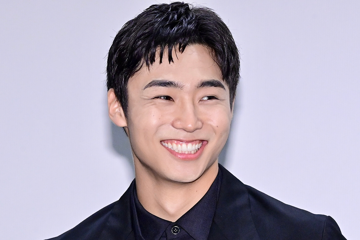 店員が思わず勘違い、激変ヘアの八村倫太郎に「コントみたい」「外国人だと思われてるじゃんw」