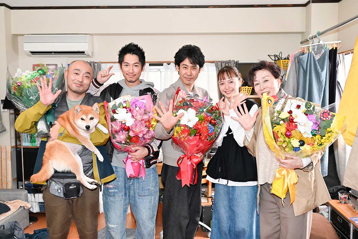 『ちょっとだけエスパー』クランクアップ　宮﨑あおいは号泣「終わるのが寂しかったけど」