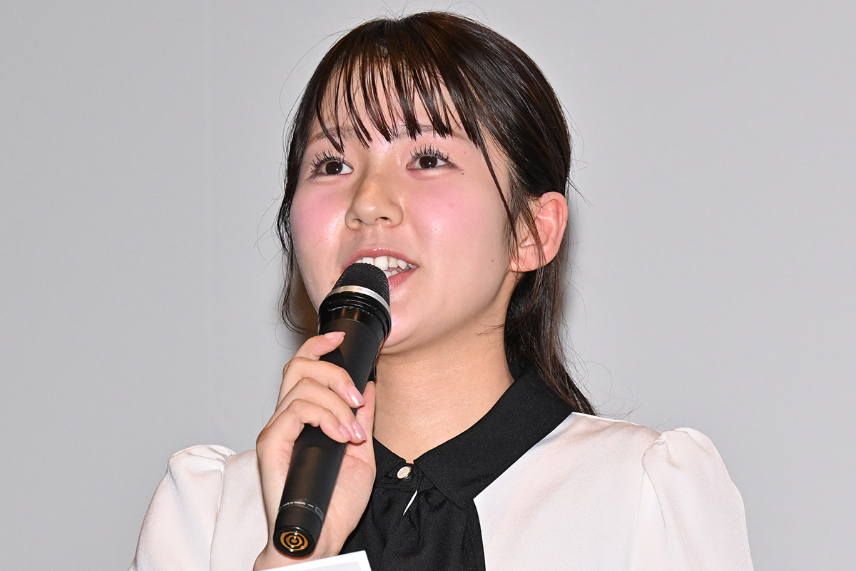 上智大卒・テレ東アナ、ヒップのラインくっきりワンピ姿が「シルエット最高」「優勝！」　冨田有紀アナに称賛