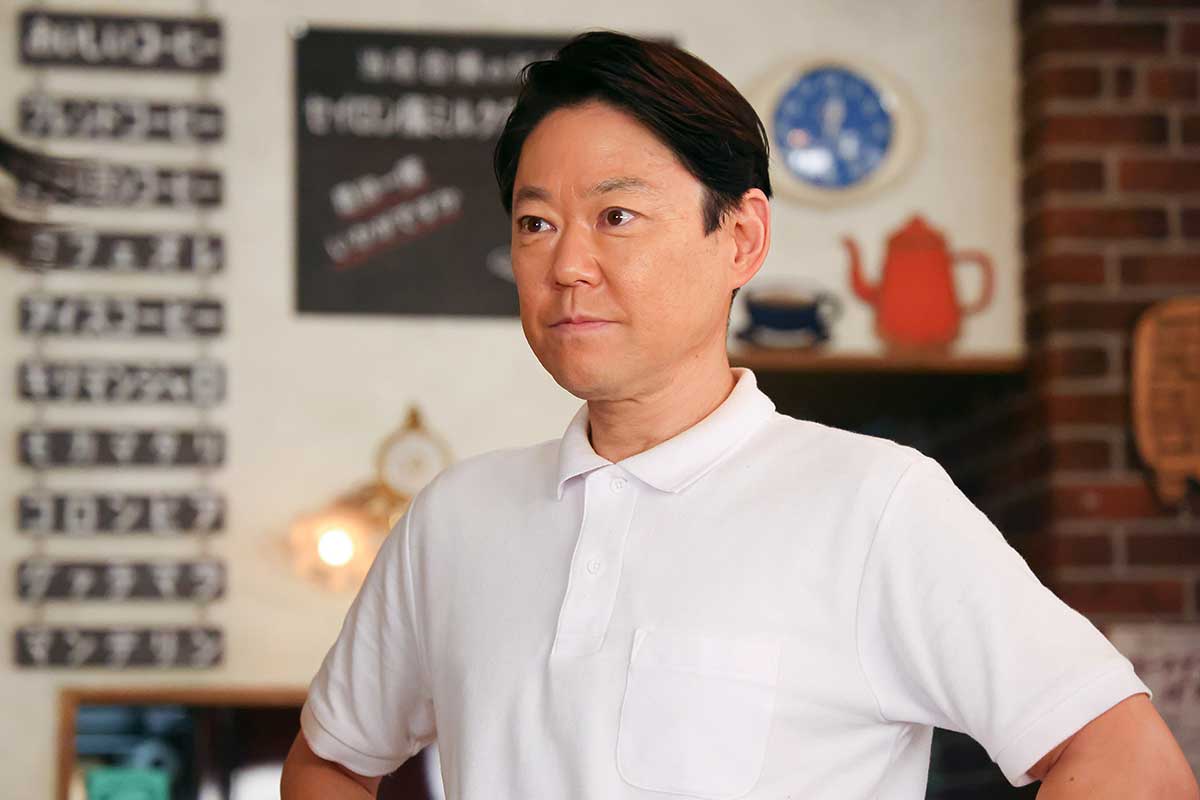 昭和の体育教師・小川市郎を演じる阿部サダヲ【写真:(C)TBS】