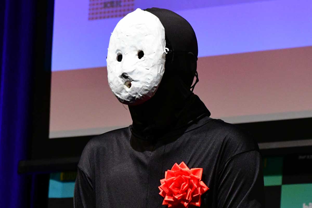 イベントに登壇した雨穴氏【写真:ENCOUNT編集部】