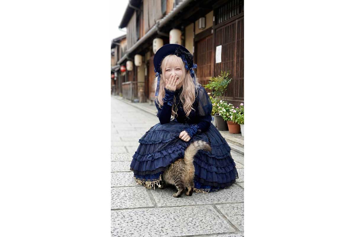 「どう見ても美少女」1.7億回表示で話題…正体は48歳男性　“強烈ギャップ”の裏に血のにじむ努力　体重43キロ維持