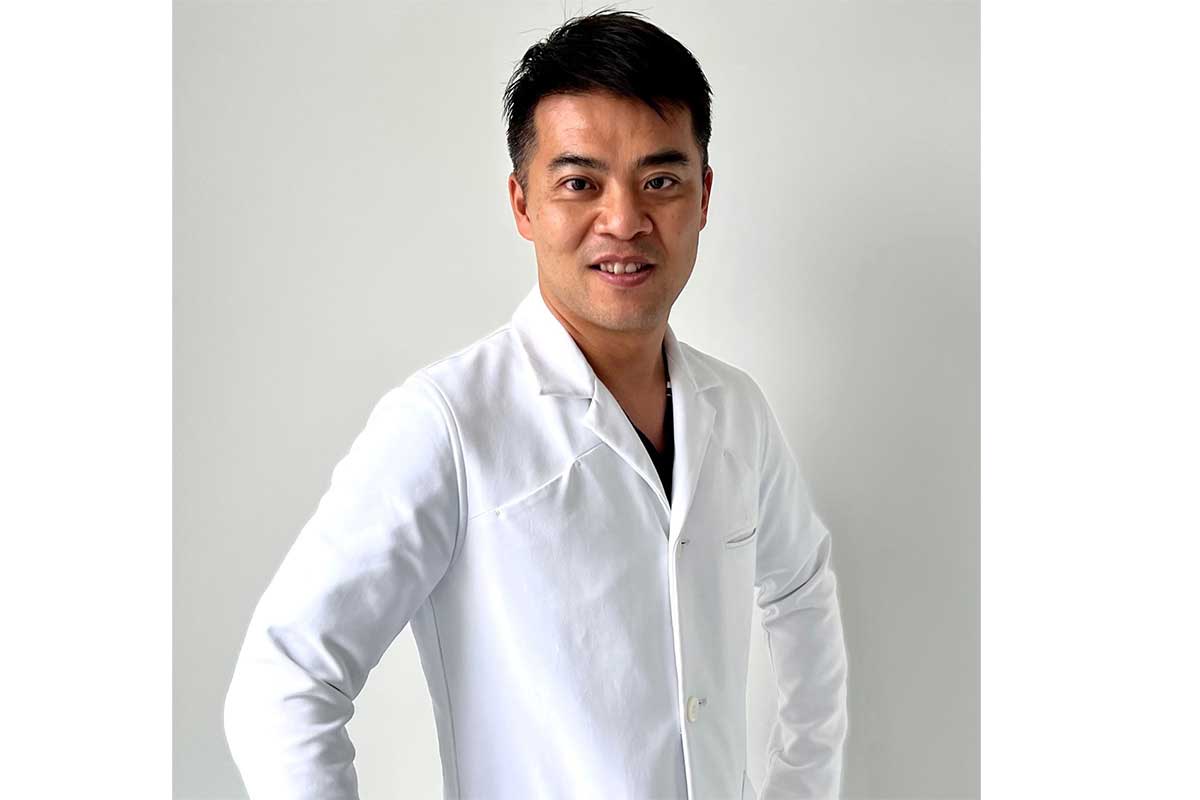 「四谷内科・内視鏡クリニック」院長を務める高木謙太郎医師【写真：本人提供】