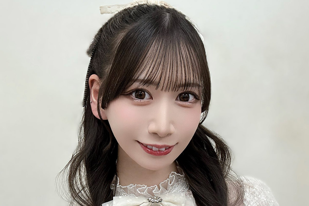 「12月に載せる格好じゃない」　ぴったぴたタンクトップの肌見せにネット驚き「寒くないの？」