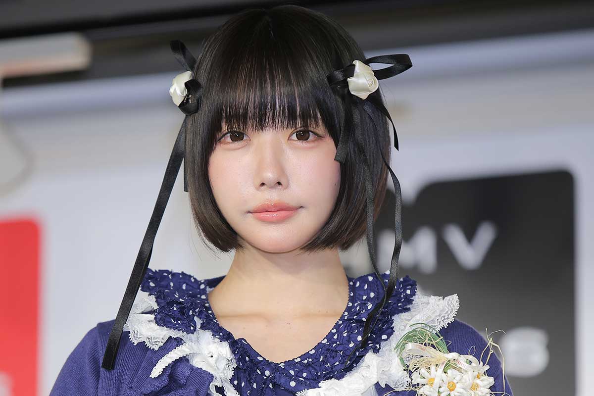 あの、クリスマスイブにサンタ気分　自著発売はファンへの“プレゼント”「お金は払ってもらうんですけど」