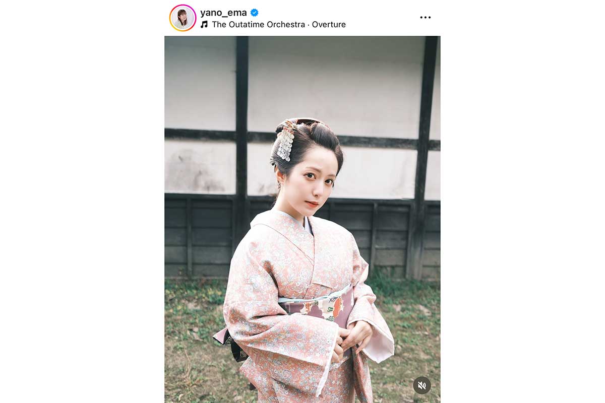 布団の中で津田を翻弄　「名探偵津田」幽霊役美女が「面白かった」　本人は出演に喜び