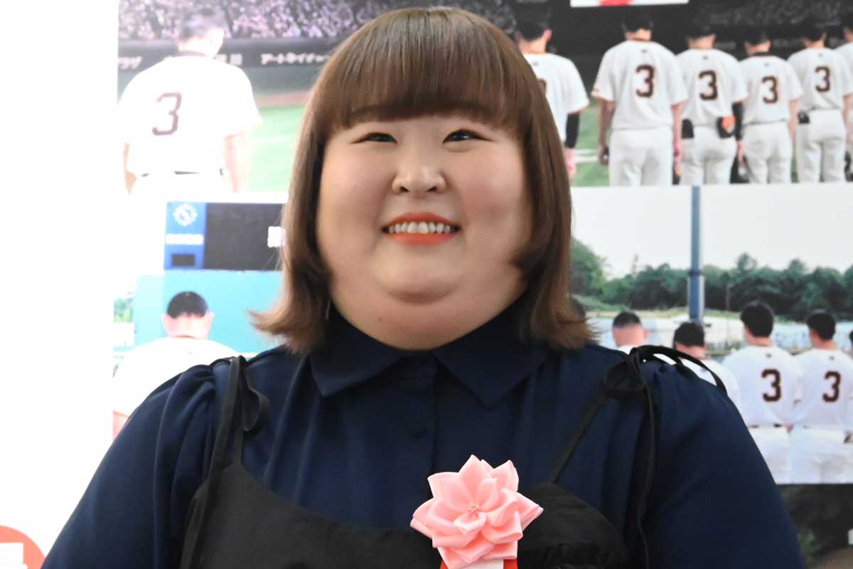 3時のヒロイン・かなで、德勝龍とのツーショットに感慨「本物の兄よりも似ている」