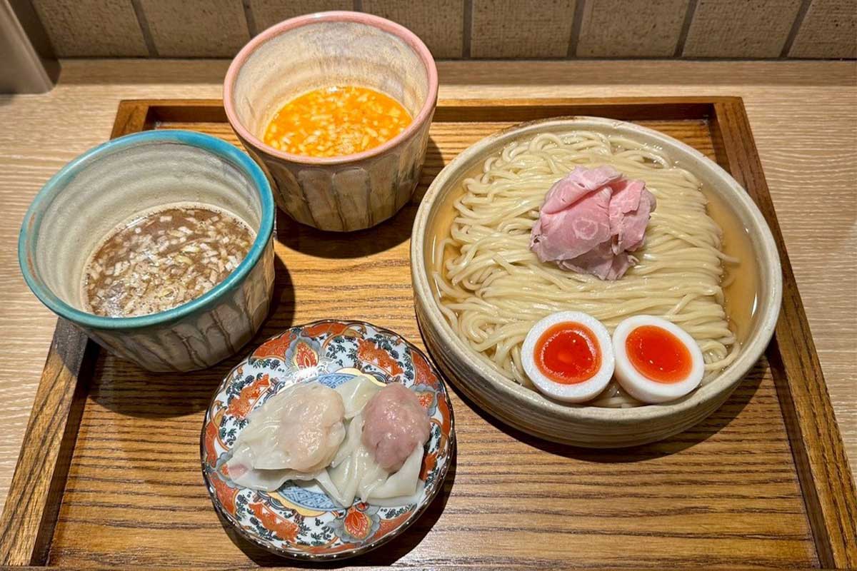 「もちだや」のつけ麺は海外客にも人気だ【写真:株式会社エムシス提供】