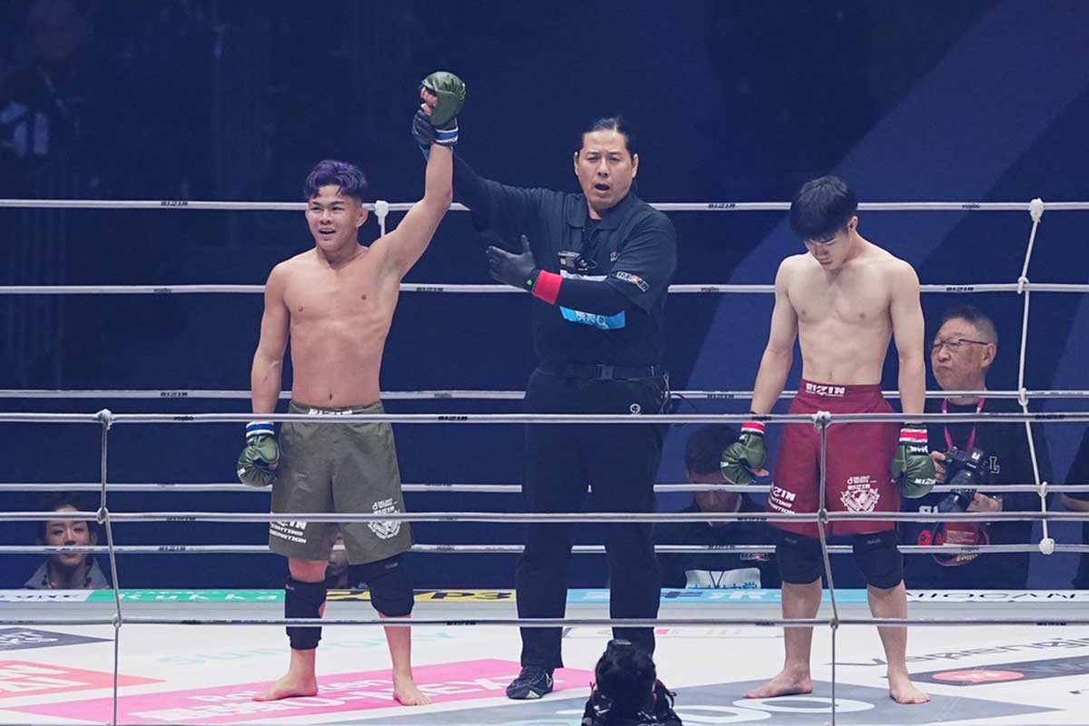 須田雄律に一本勝ちしたヤマザト・エンゾ・マサミ（左）【写真：小林靖】