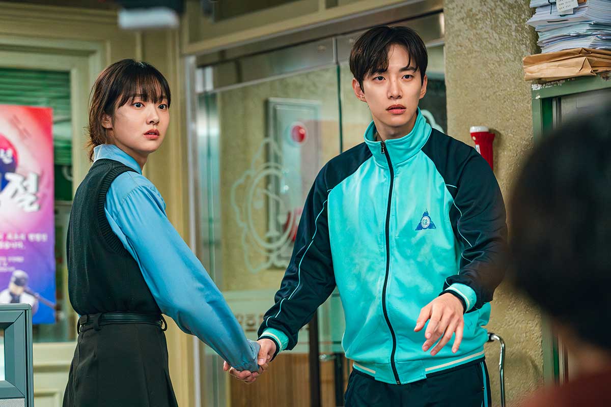 Netflixシリーズ『CASHERO ～ヒーローは現金を持つ～』独占配信中