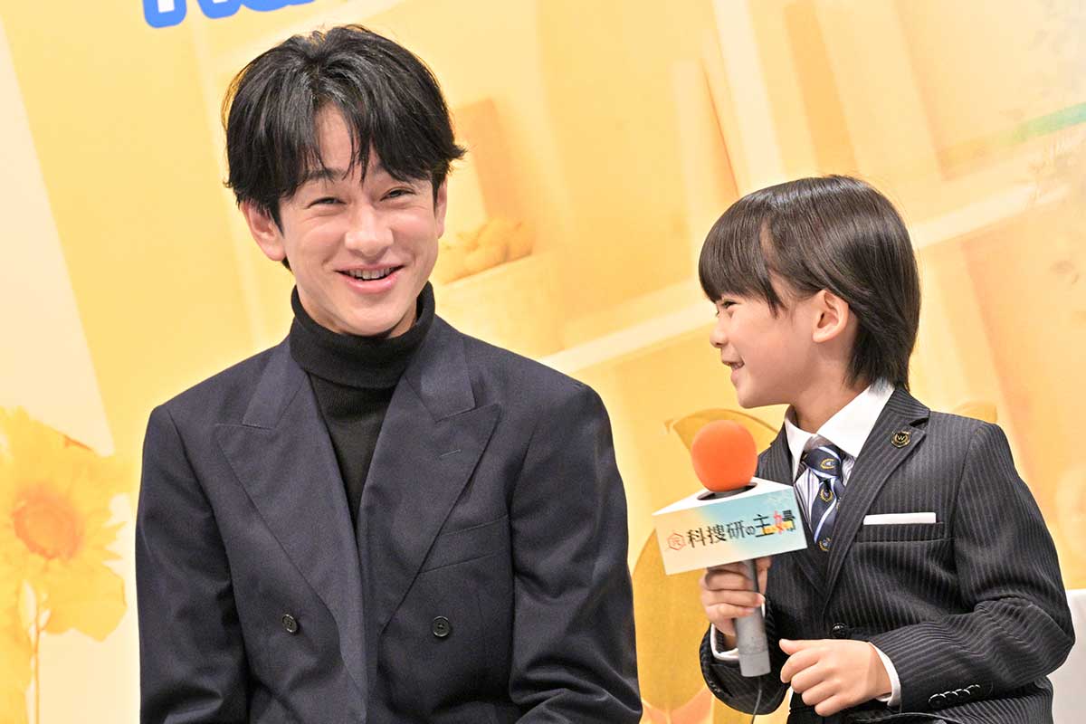 横山裕、共演の子役と触れ合い「家族っていいな」　誕プレは欲しい物を事前リサーチ