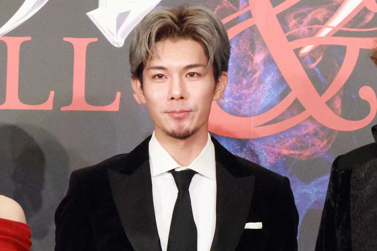 製作発表記者会見に出席した柿澤勇人【写真：ENCOUNT編集部】