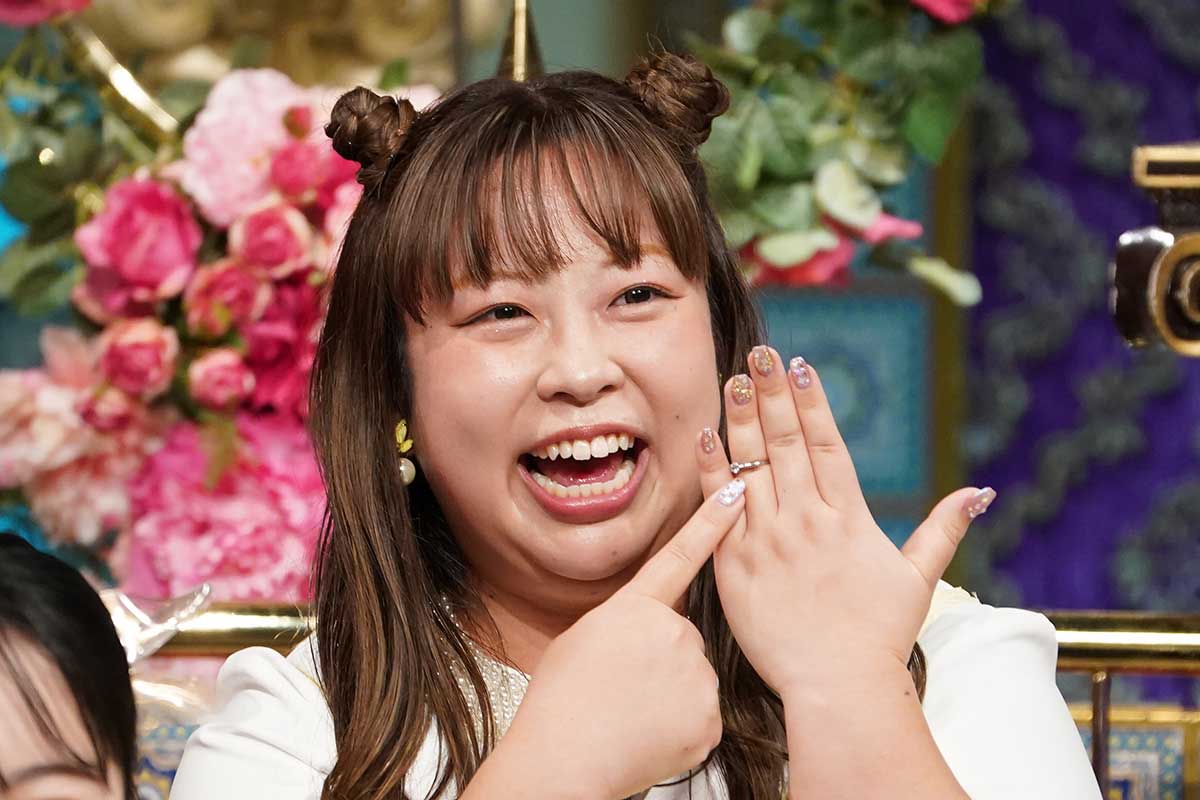 「顔はカトパン体はパンパン」餅田コシヒカリ、プロポーズリングは「第二関節で詰まった」