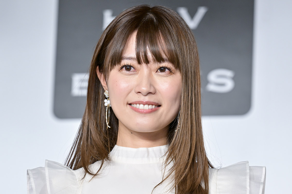 「脱いだらすごい」32歳アナ、“初水着”で「スタイルいい」「体張ってる」の声も…西澤由夏アナに千鳥辛辣「キツいわぁ」