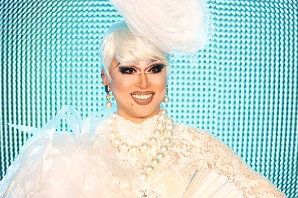 ドリアン・ロロブリジーダが免許証更新　更新前→更新後にネット驚き「美しい…」「若返ってません？」