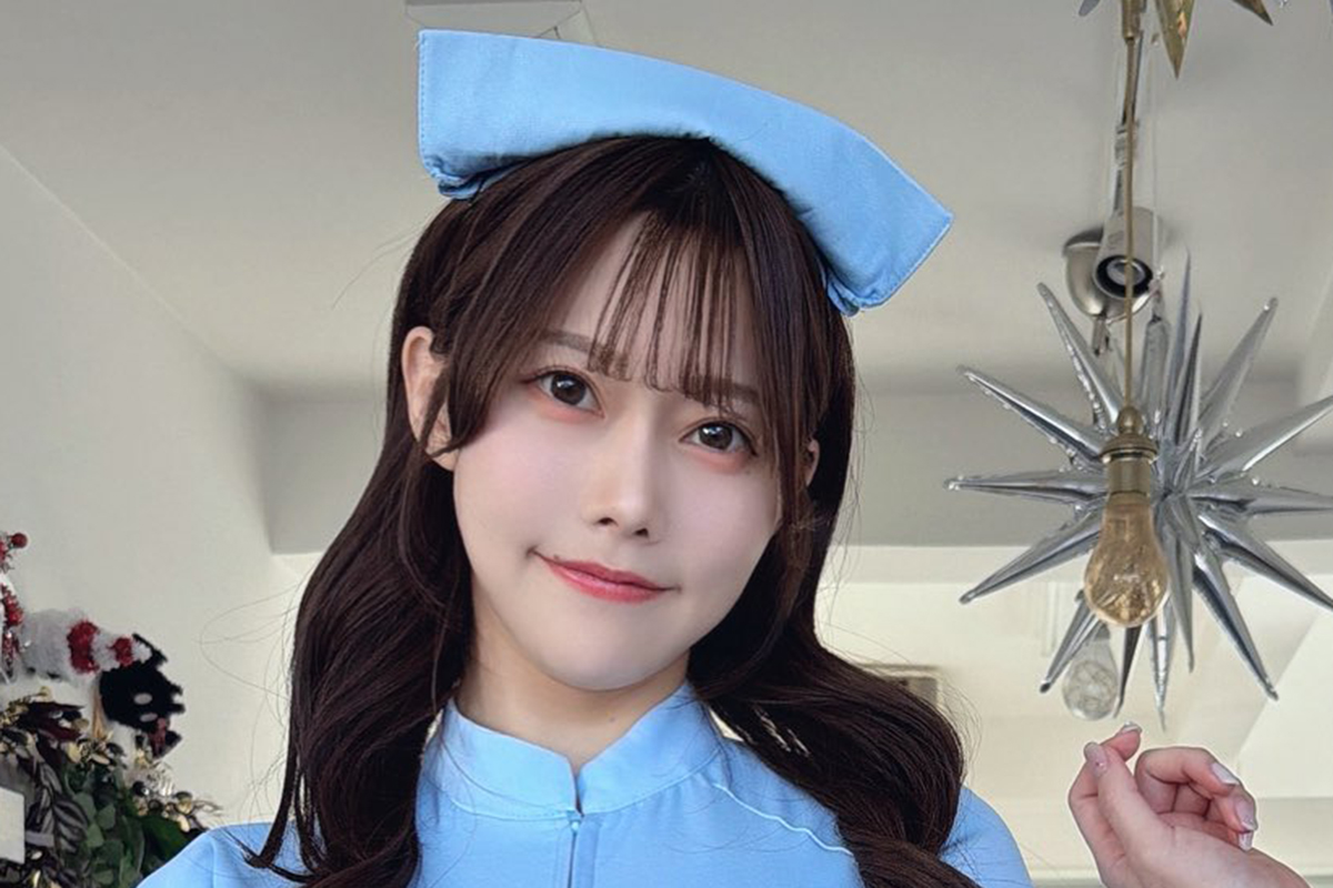 “現役看護師”桃里れあが「スタイル抜群」とネット騒然　ぴったり衣装で「美しすぎる」「可愛い」の声