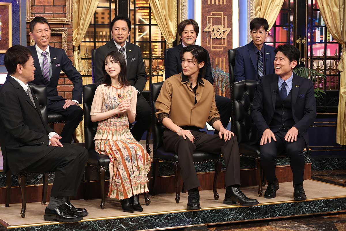 浜辺美波＆目黒蓮、学生時代の恋愛事情告白　『しゃべくり007』憧れの人登場で大興奮も