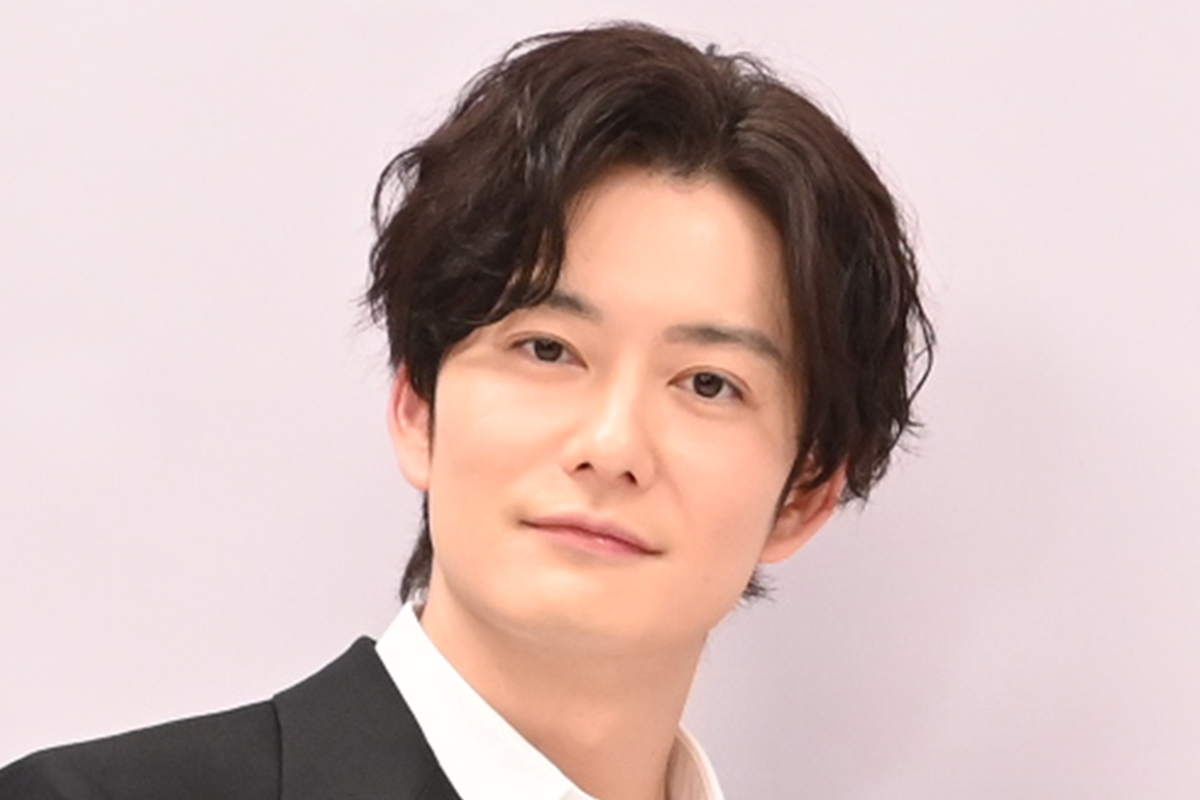 岡田将生の“激変”ぶりに「え？？」「結構な短髪でびっくり」と騒然　初の韓ドラ出演シーンが話題に