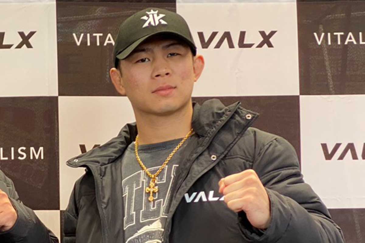 眼窩底骨折のYA-MAN「試合復帰は半年後」　公の場に登場し明るく自虐「みなさんが2人に見える」