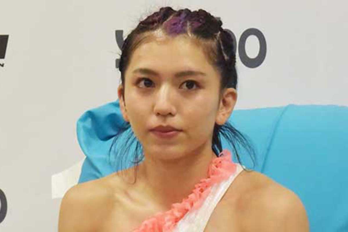 ぱんちゃん璃奈、“へそ出し”最新ボディーにファン心配「細すぎない？」「体調大丈夫？」