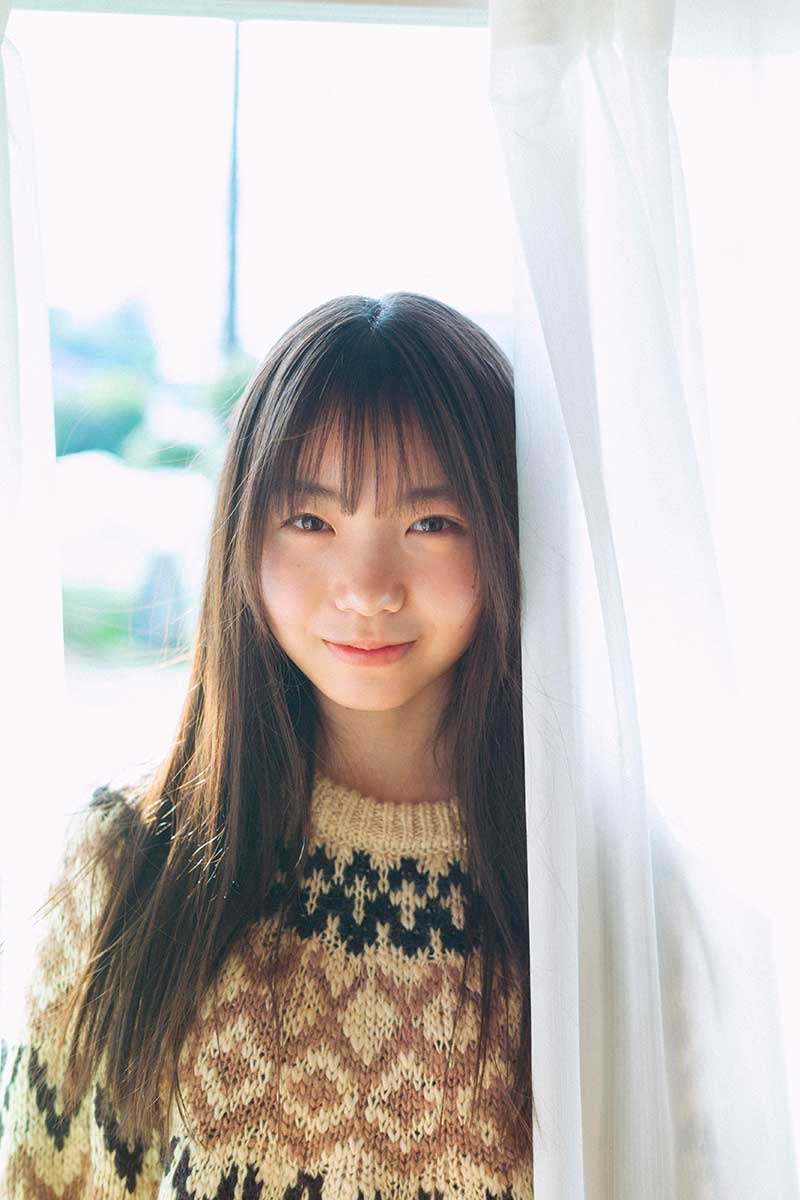 初の誌面連載をスタートする稲垣来泉