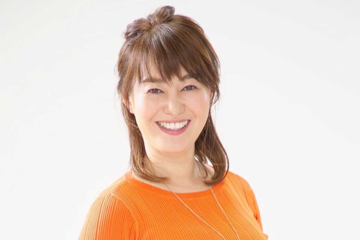 グラビア大ヒット中　44歳・元NHKアナ、「爆速初登場」に反響「世界に知られた」「スタイル抜群」