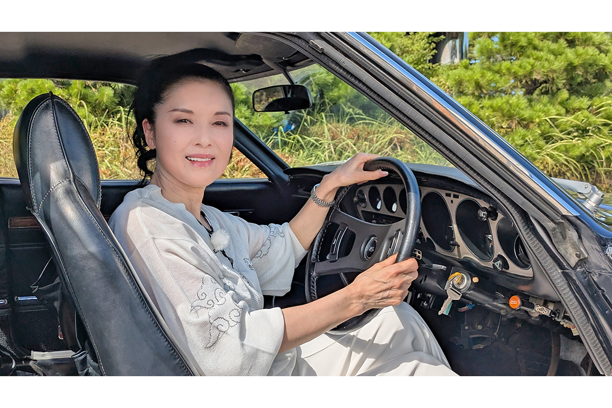 藤あや子、現在の愛車は超高級SUV「惚れ惚れする」　価格に衝撃…3台連続で同一メーカーを選んだ理由も明かす