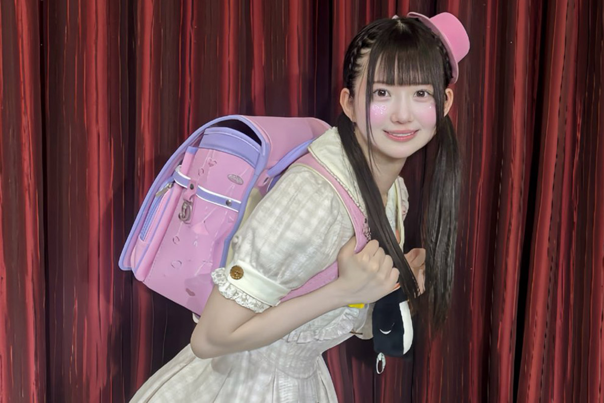 大石恋々菜、ランドセル姿の投稿にネット驚き「とても美しい」「こりゃ間違えられちゃう」