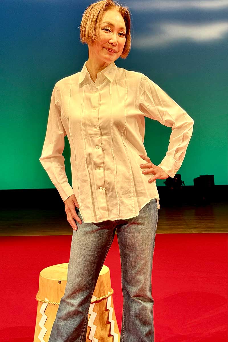 “よみ語り”を披露した浅野温子