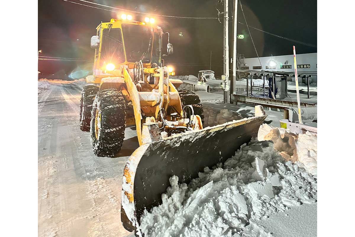 ひっきりなしの除雪出動が続いている【写真：本人提供】
