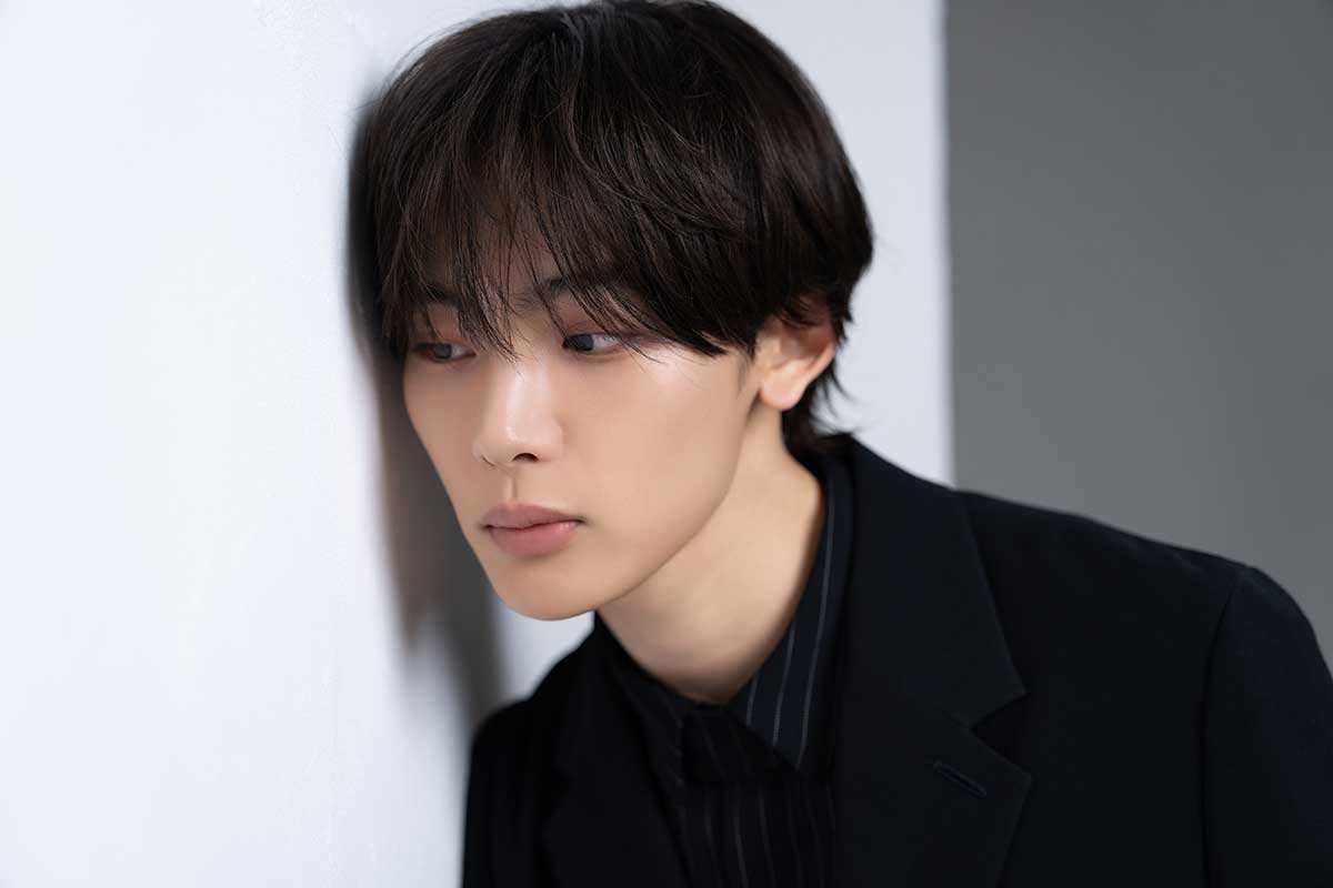 こだわりを問うと、「シャワーの時間」と答えたNOA【写真：増田美咲】