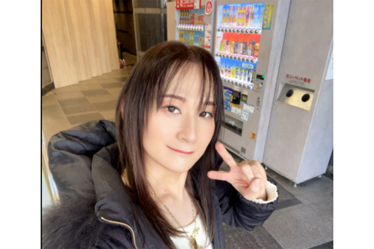 「Before誰？」40代で女性として生きる道を選んだ軌跡　「鏡をまともに見られない」時期も