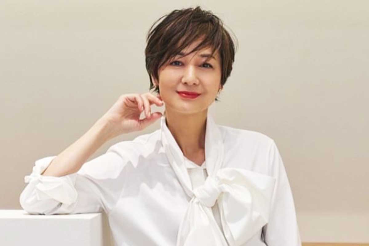 56歳・富岡佳子、スタイル維持する現在に注目「かっこいいです」　トレンドも紹介「やはり靴は大事」