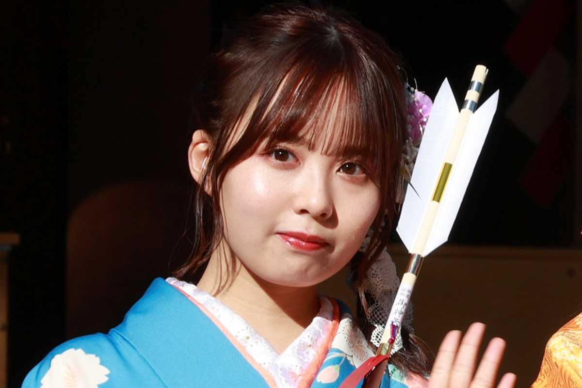 佐藤璃果【写真:山口比佐夫】