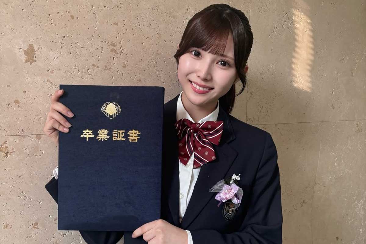 髙橋快空、高校卒業を報告　ミニスカ制服姿に衝撃「すっぴんでも盛れてます」「とんでもなく可愛い」