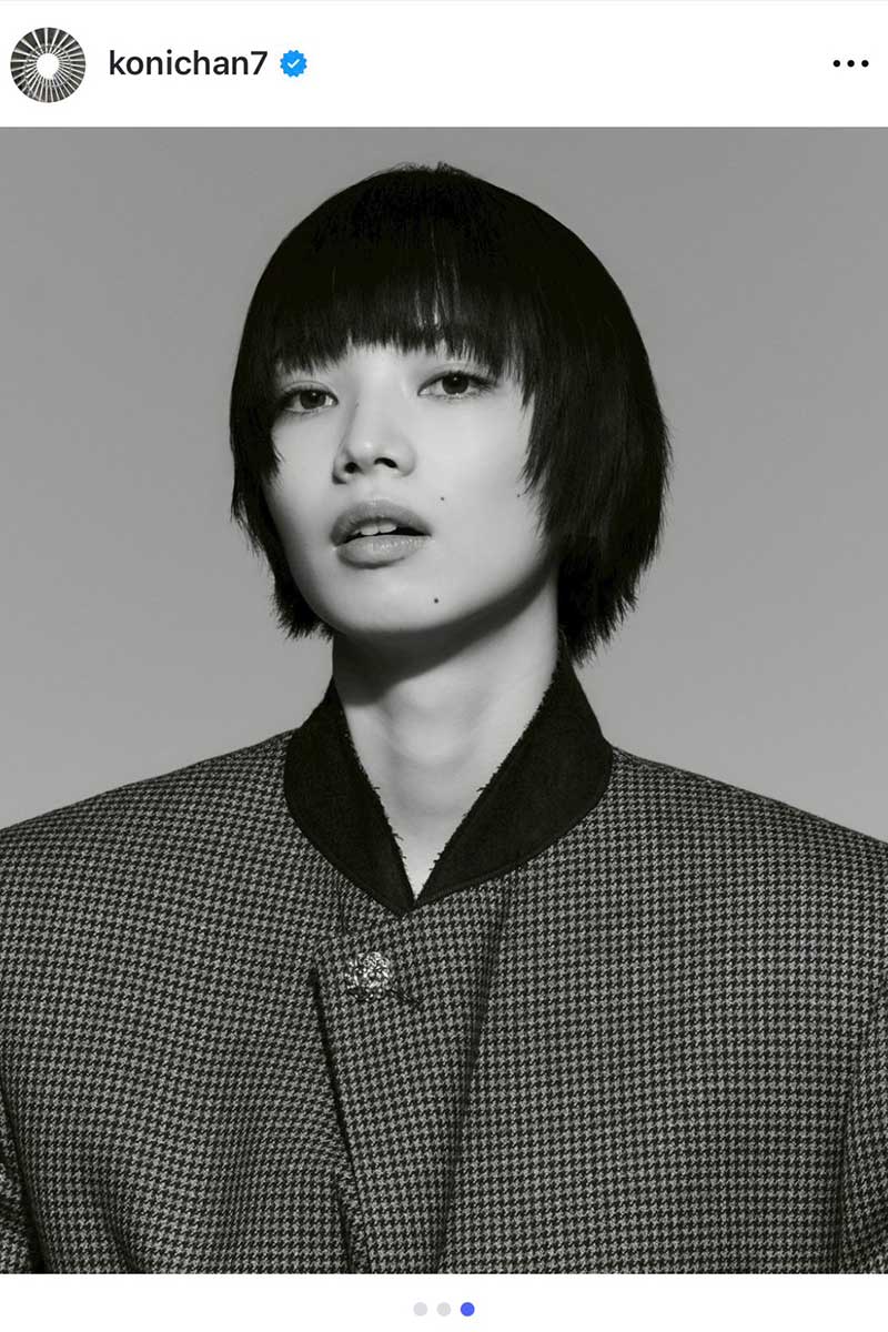 小松菜奈の実際の投稿【写真：インスタグラム（＠konichan7）より】