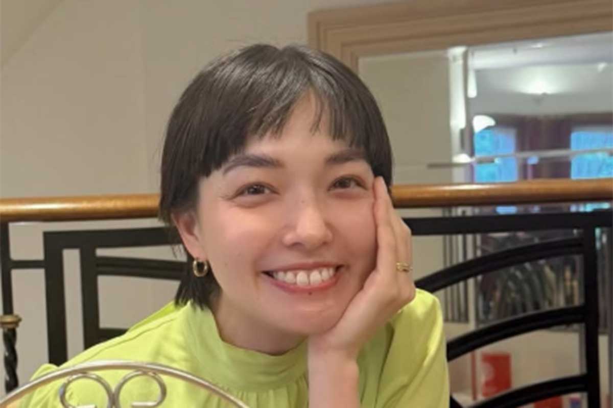 “14歳差再婚”した我妻三輪子が激変　衝撃イメチェンに驚きの声「えーーかわいすぎます！」