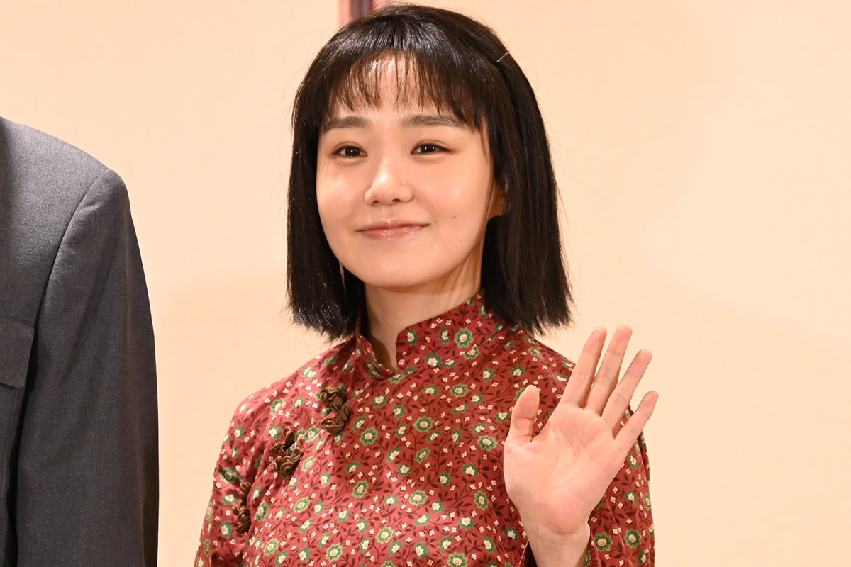 奈緒、井上芳雄は「いつも穏やか」　座長ぶりを絶賛「私たちを引っ張ってくださって」