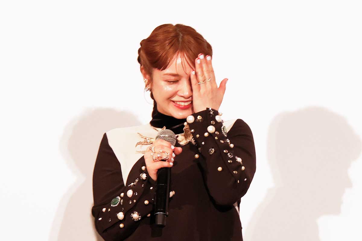 イベントで感極まった平愛梨【写真：ENCOUNT編集部】