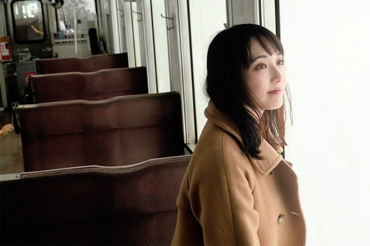 鉄旅タレント・伊藤桃、津軽鉄道題材の写真展を開催「“昭和の温もり”を見ていただきたい」