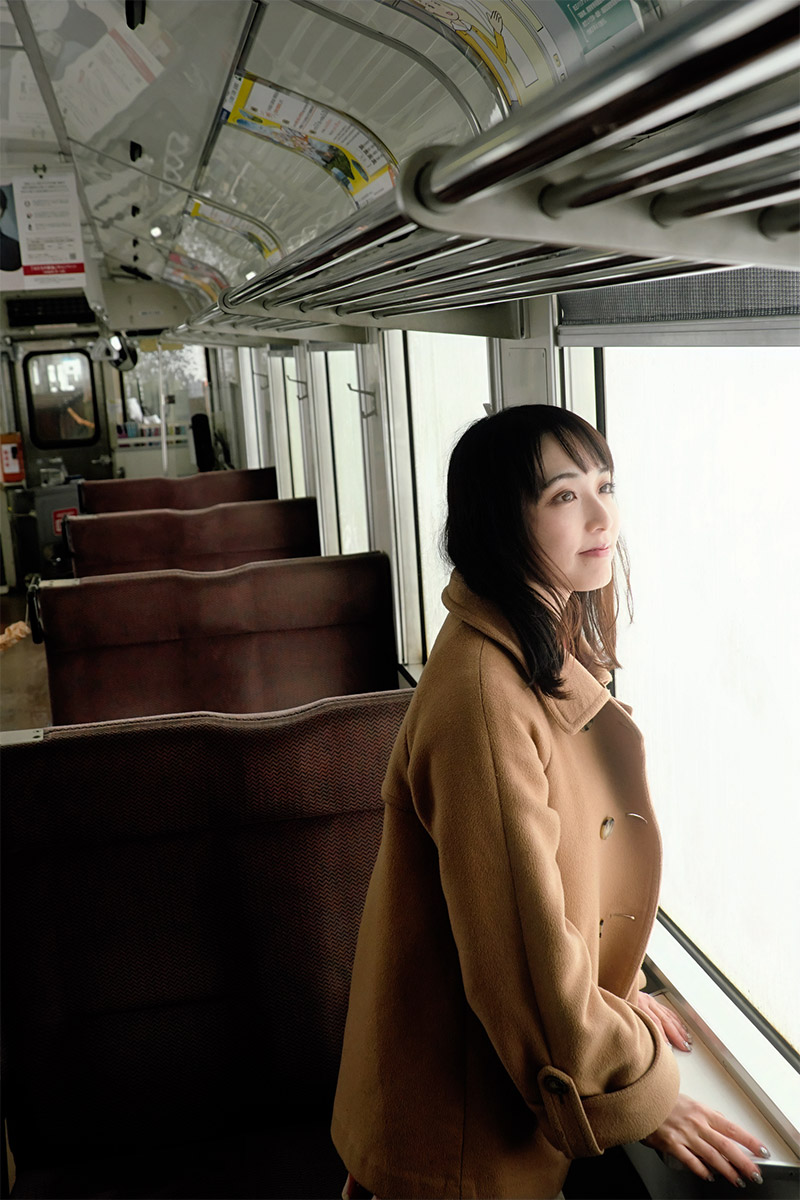 鉄旅タレントの伊藤桃