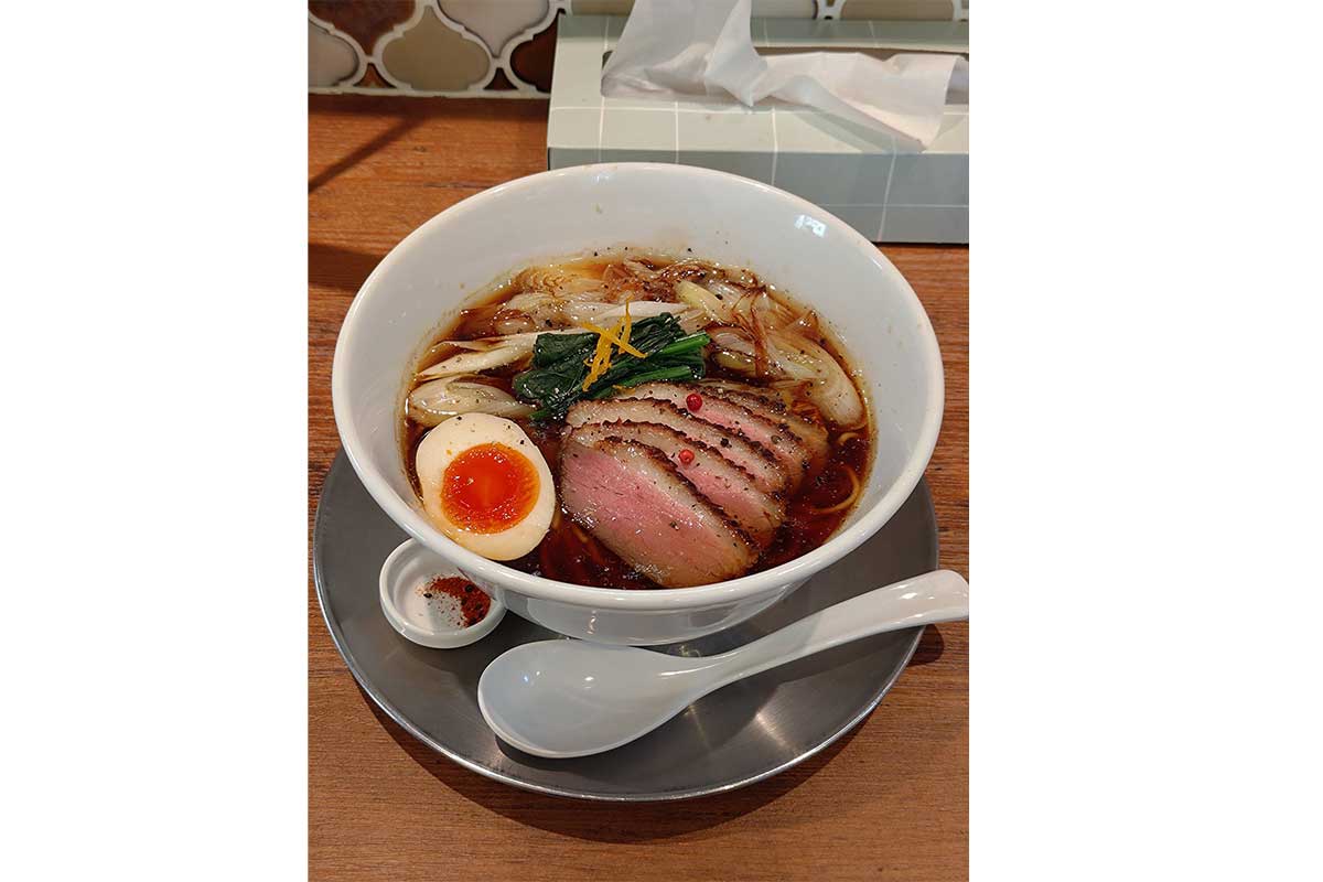 ラーメン専門店「麺創房LEO」自慢のメニュー【写真:本人提供】