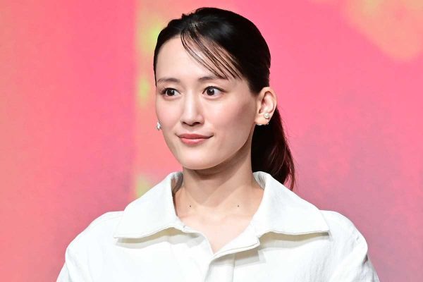 綾瀬はるか、共演者から「ちょっと変な人（笑）」 CM撮影の天然