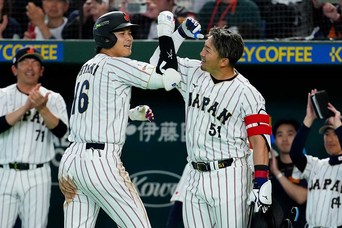 WBC中継に突如登場　ユニ姿で「やったー！」の大興奮にネット衝撃…戸田恵梨香に「びっくりした」