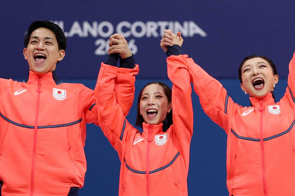 りくりゅう＆坂本花織、電撃来店の裏側　TV公開の秘蔵ショットに反響「なんて素敵な」「本当に仲良し」