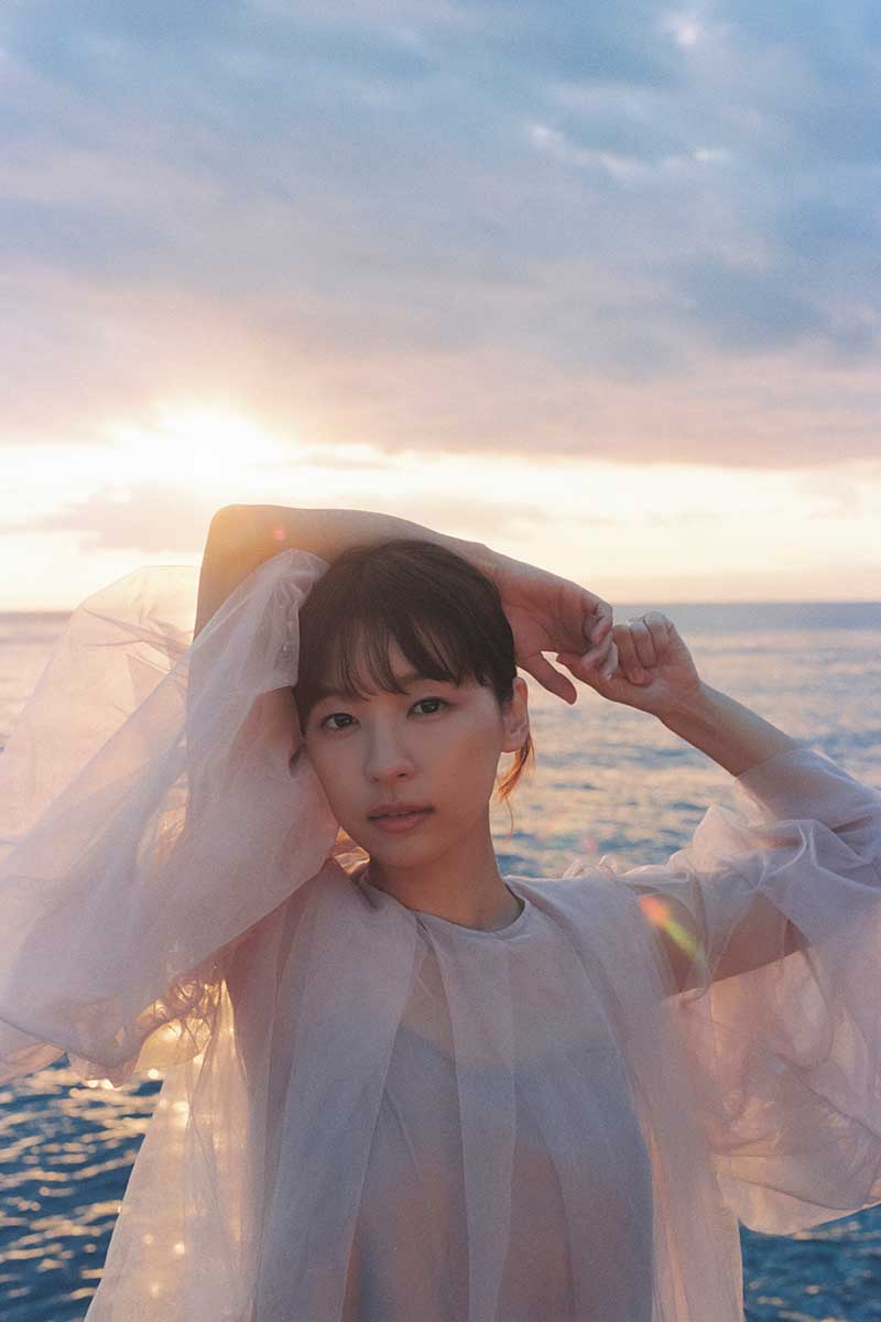 鳴海唯が季刊誌第2号を発売する【写真：三森いこ】