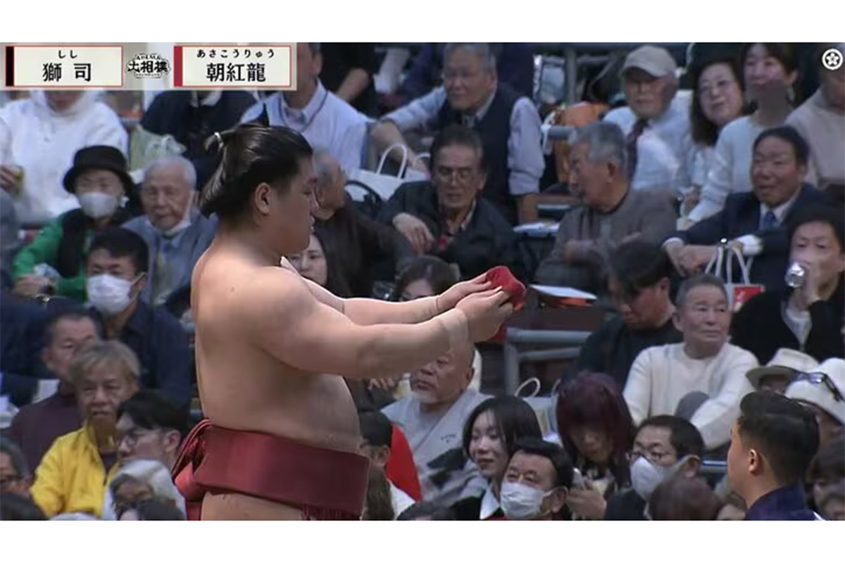 制限時間いっぱいで突如…異例のポーズ　館内どよめき「ムキムキ」「各界一」